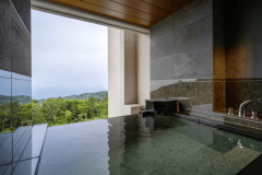 ＜西棟＞温泉露天　デラックステラストリプル