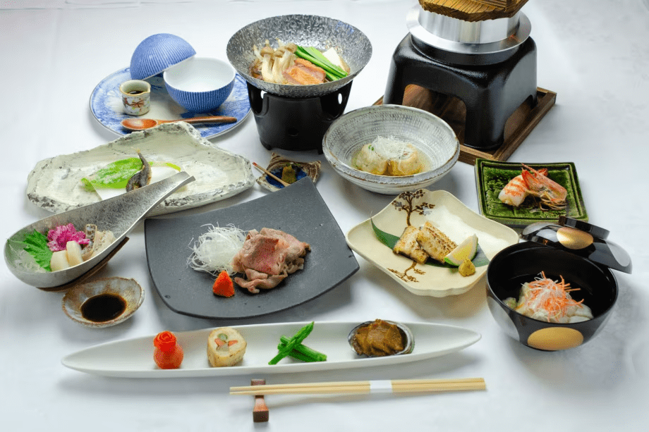 【夕食懐石（一例）】旬を映す由布院の懐石料理