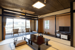 【海が見える露天風呂付き客室】檜の湯舟　※禁煙