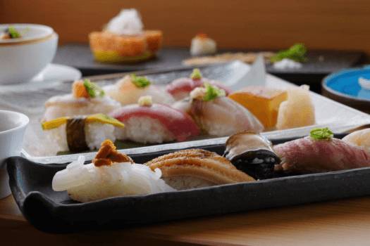【開業記念｜鮨-SUSHI-2部：19:00〜 】海の見える、絶景カウンター席／ 食を旅するオールインクルーシブプラン