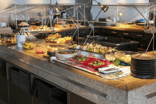 【3連泊以上】ホテル滞在を自由にカスタム　1室7000円分の館内利用券付（朝食付）