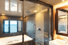 ホテル棟　11F　プレミアムスイート（2～4名様）　73～78平米