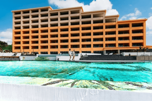 【クラブラウンジ付】【沖縄炭火料理店「うむさんの庭」】宴会プラン(松)＆フリードリンク～沖縄を五感で愉しむ空間(2食付)