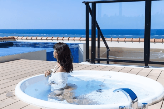 【クラブラウンジ付】【早特75】全室プライベートプール・屋外ジェットバス付きPOOL SUITE（朝食付）