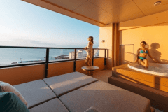 【クラブラウンジ付】【早特55】全室屋外ジェットバス付～寛ぎのAQUAステイ(お部屋のみ)