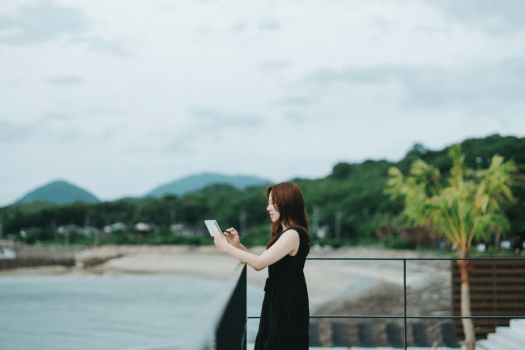 【平日ひとり旅】仕事も整う、海辺のワーク＆サウナリトリート