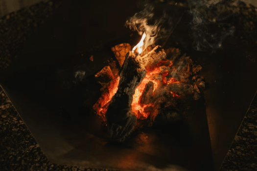 【平日ひとり旅】仕事も整う、海辺のワーク＆サウナリトリート