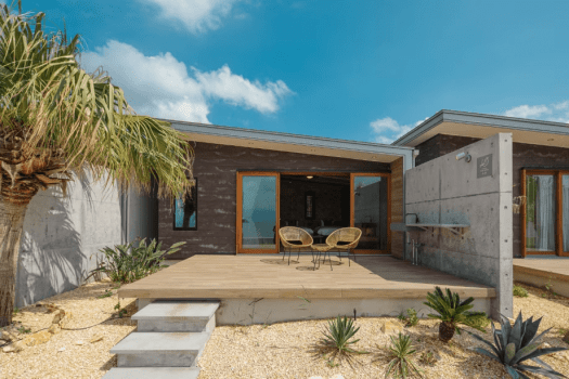 コテージバードテラス