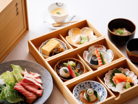 ミニな山里懐石料理の一泊二食付