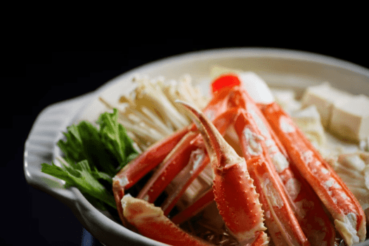 【厳選・冬の活松葉ガニ料理：極み（二匹）】『二匹が広げる多彩の至り／冬の活松葉ガニを心行くまで味わう』