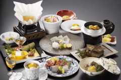 【公式HP限定・忘年会】日本料理〈夕朝食付・全室オーシャンビュー〉