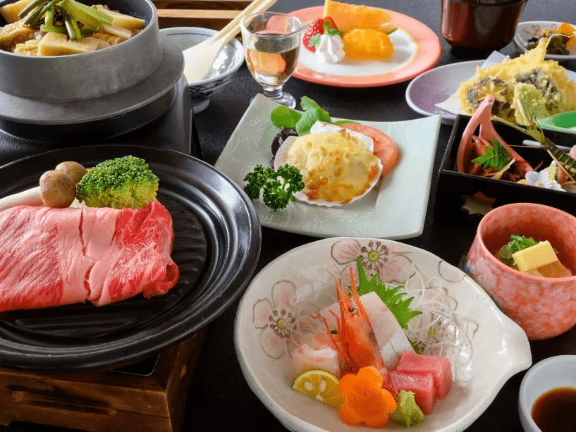お造り盛と和牛がメイン！当宿自慢の季節の釜飯も♪特選会席＜水仙＞