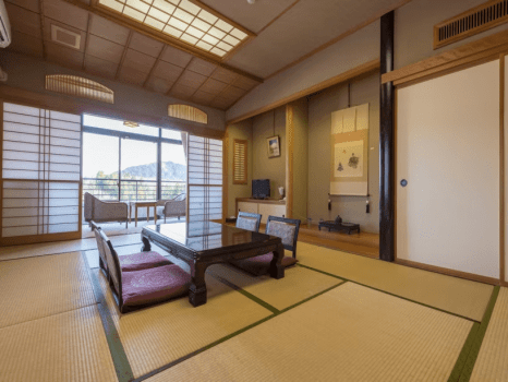 客室イメージ。山々を遠くに眺める静かなお部屋です。