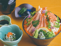 濃厚な蟹みそもたっぷり「紅ずわい匠丼」 濃厚な蟹みそもたっぷり「紅ずわい匠丼」