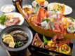 鮑ステーキに船盛もついて大満足な内容となっております