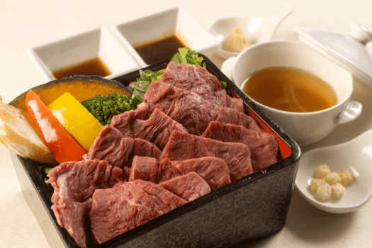 朝食イメージ（ステーキ重）