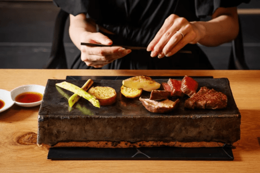 ・【夕食一例】宮崎の恵みをフルコースで味わう特別な時間をお過ごしください ・【夕食一例】宮崎の恵みをフルコースで味わう特別な時間をお過ごしください