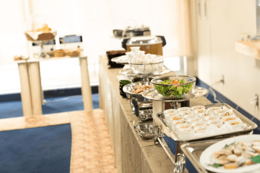 【朝食付きプラン】カジュアル朝食付き。新幹線の駅から徒歩1分。ビジネス・観光拠点に便利！（エポカ）