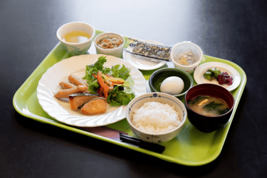 【朝食付きプラン】カジュアル朝食付き。新幹線の駅から徒歩1分。ビジネス・観光拠点に便利！（エポカ）