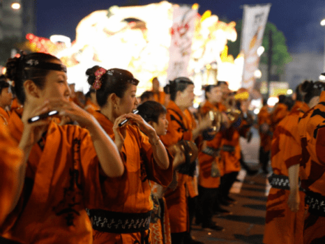 青森ねぶた祭り　お囃子
