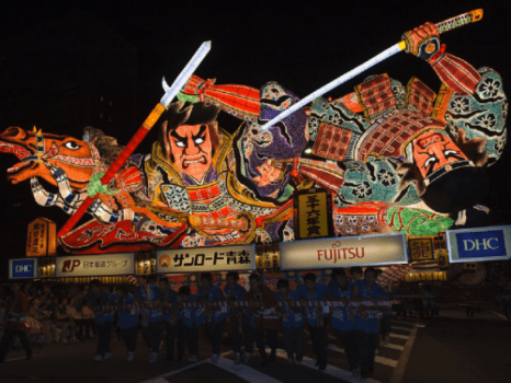 勇壮なねぶた