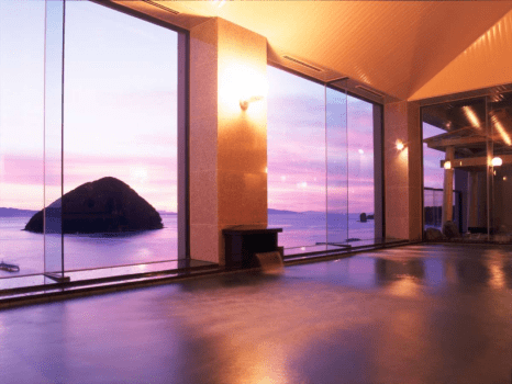 【当日予約限定プラン】ご夕食は『海つ路』でライブキッチンビュッフェ・朝食付