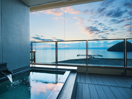 【GWは温泉で♪】陸奥湾一望！客室温泉露天風呂でくつろぐ至福のひと時！夕食は個室食事処で料理長特選会席を♪