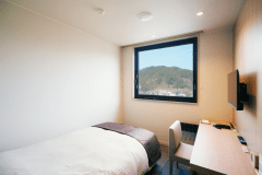 山側シングルルーム【14.5平方メートル】