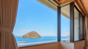 ＜禁煙＞むつ湾を見渡せる堀こたつ付き和モダンツイン【5～7F・57㎡・シモンズベッド】