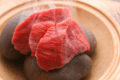 ＜A4等級以上＞の「牛肉の石焼き」食欲そそる香りが漂います♪