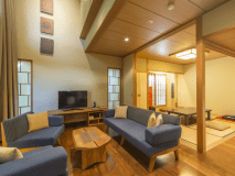 客室「露草」リビングスペース