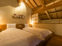 客室「山朱」ベッドルーム