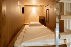 ベットタイプ（下段・男性専用）