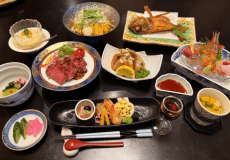 Our recommended kaiseki meal, "Kagayaki no Zen," features Ichinomatsu&rsquo;s specialty, "fried kinki," and a Hokkaido beef filet steak.