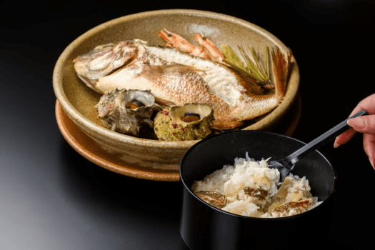 宝楽焼きの〆に鯛めし