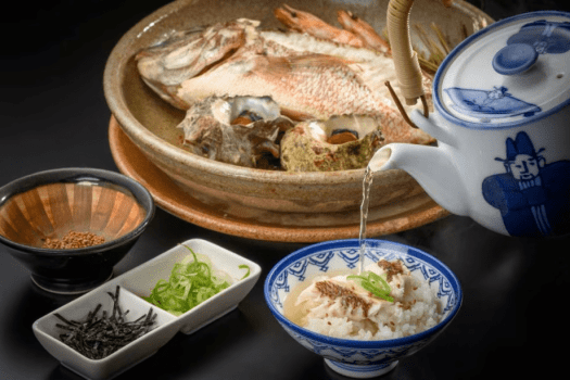 宝楽焼きの〆に鯛茶漬け