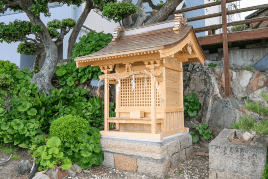 龍松神社