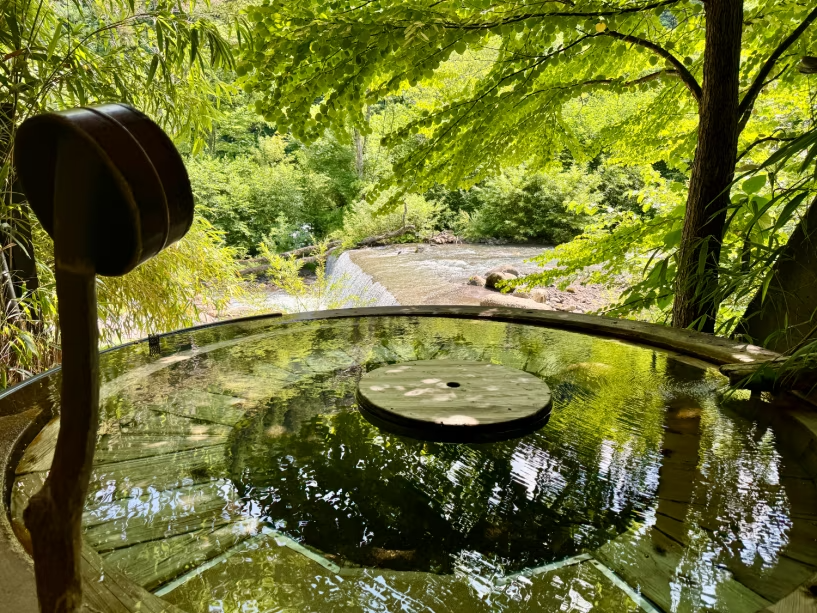 夏の森の湯（釜湯）