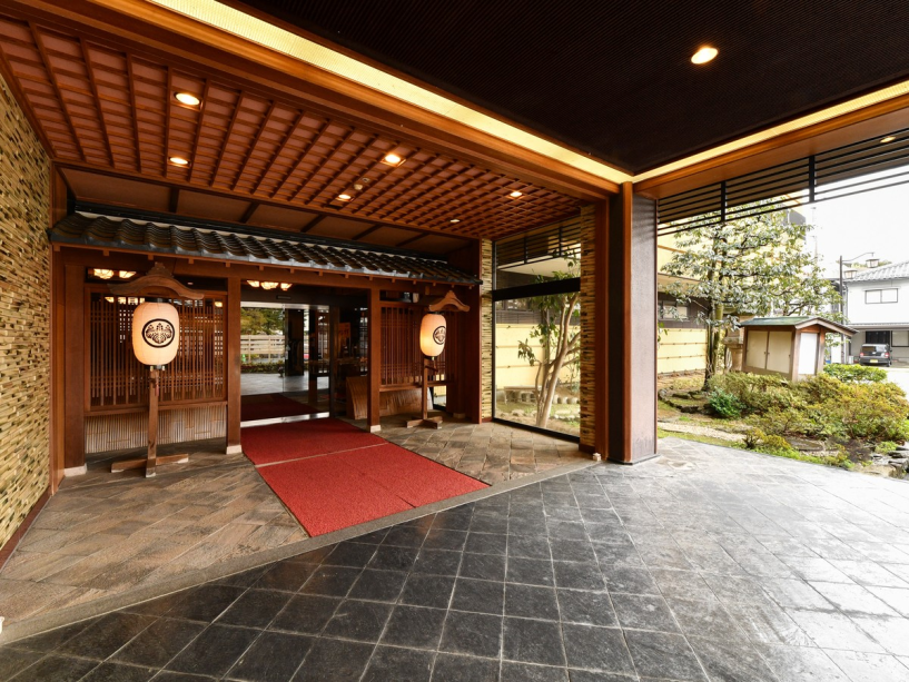 かのや光楽苑 玄関 かのや光楽苑 玄関