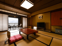 【基本客室】柴山潟を眺めるベーシック和室＜バスなしorバス付＞