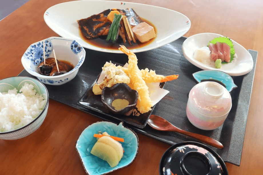 煮魚定食 煮魚定食