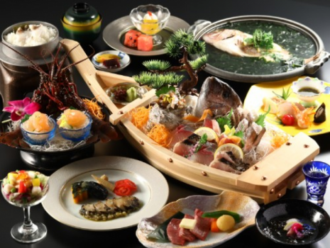 【特選会席13品】伊勢海老も鮑も楽しむならこちら!人気の鮑肝ソース焼き、和牛も付いてちょっぴり贅沢! 【特選会席13品】伊勢海老も鮑も楽しむならこちら!人気の鮑肝ソース焼き、和牛も付いてちょっぴり贅沢!