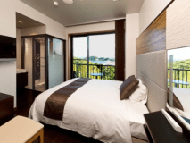 隠れ家的セミダブルルーム（手狭１０㎡／角部屋／マッサージシャワー付／２、３F）