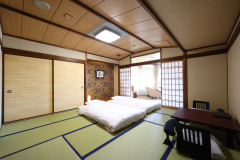 【温泉】ファミリー露天風呂付客室（１２畳和室／開閉式露天／角部屋／４F）