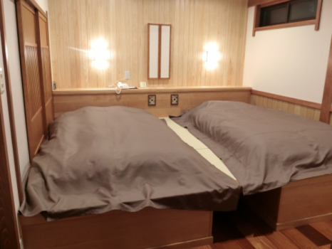 ２０１号室（山紫庵）ダブルベット仕様
ツインベット仕様にもできます