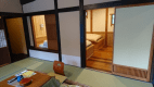 ベッド対応の部屋201号室
和室とベッドルーム