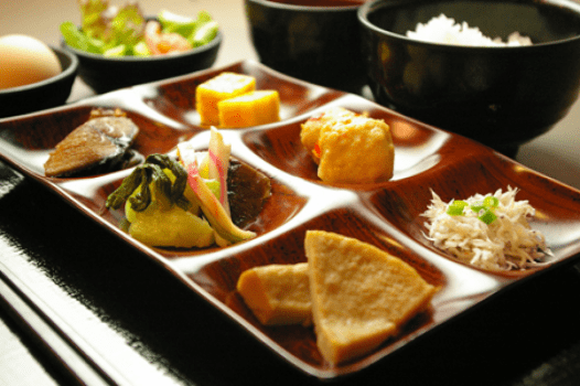 【しずおか朝のうちご飯。】　盛り付け例