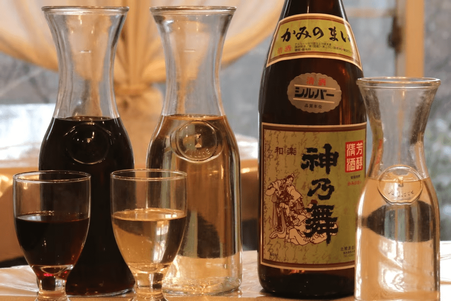 ワイン(赤、白)&地酒(日本酒)飲み放題 ワイン(赤、白)&地酒(日本酒)飲み放題