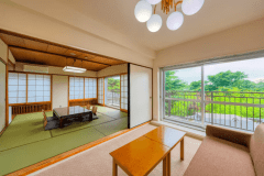 客室一例（和洋室）。広々とした客室でゆったりとお寛ぎください♪