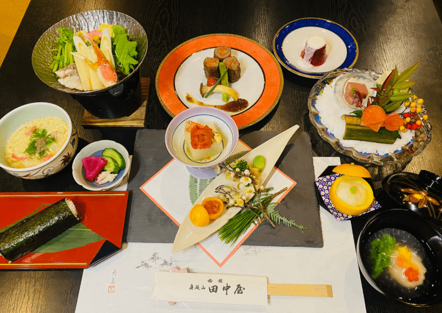 ◆節分プラン＜お夕食＞ 
　身延湯葉いり 恵方巻付き！今年の恵方は《東北東》です♪